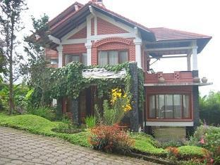 Villa Istana Bunga 2 Bedroom Bandung Exterior foto